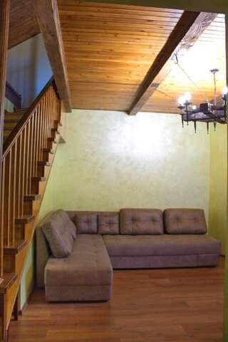 Мини-отель Smotrytska Vezha Каменец-Подольский Двухуровневый люкс-6